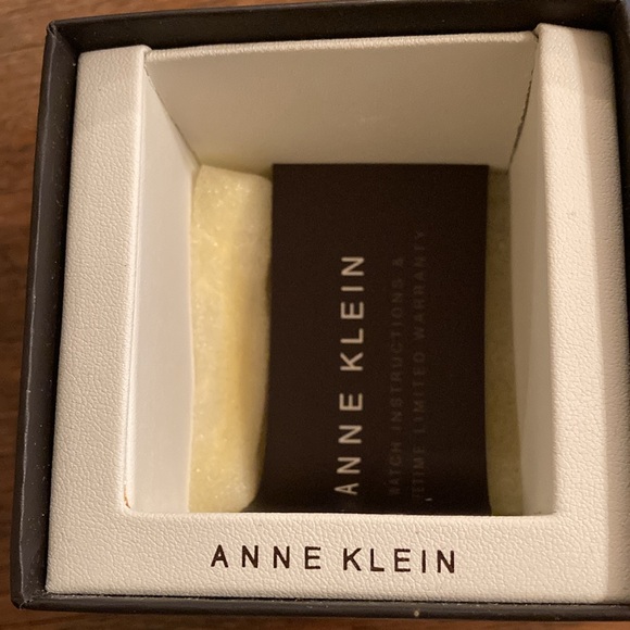 Anne Klein Women's Watch NWT/NIB - Picture 5 of 9